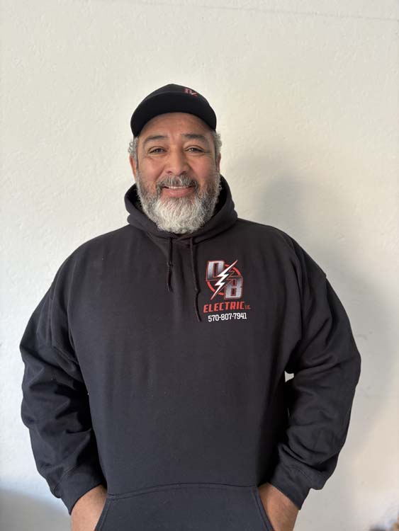 Henry Diaz – Lead Electrician
